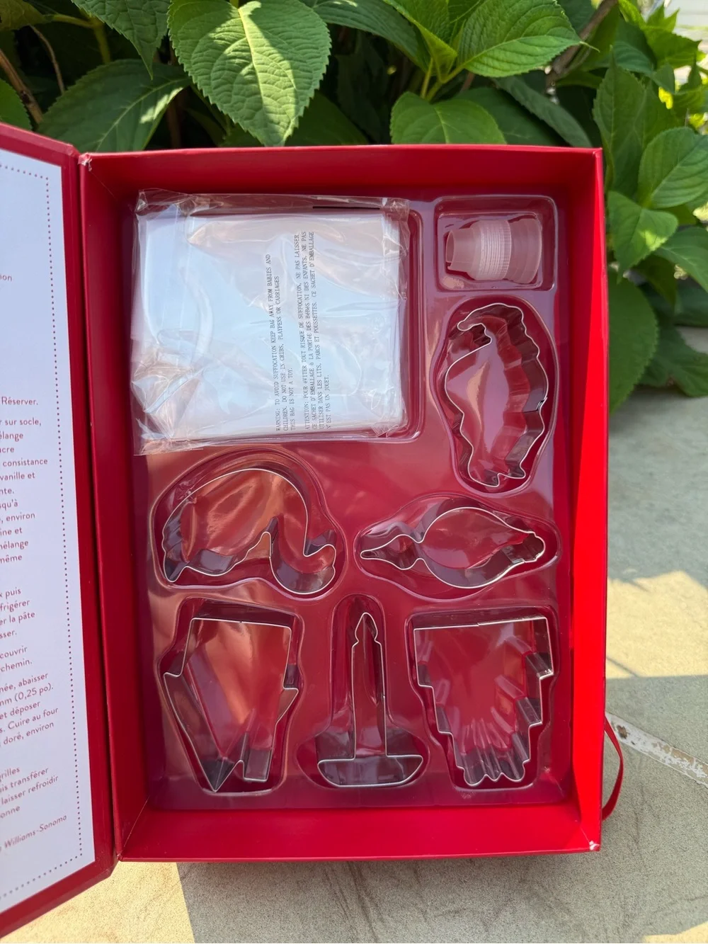 Williams-Sonoma Red Holiday Cookie Kit